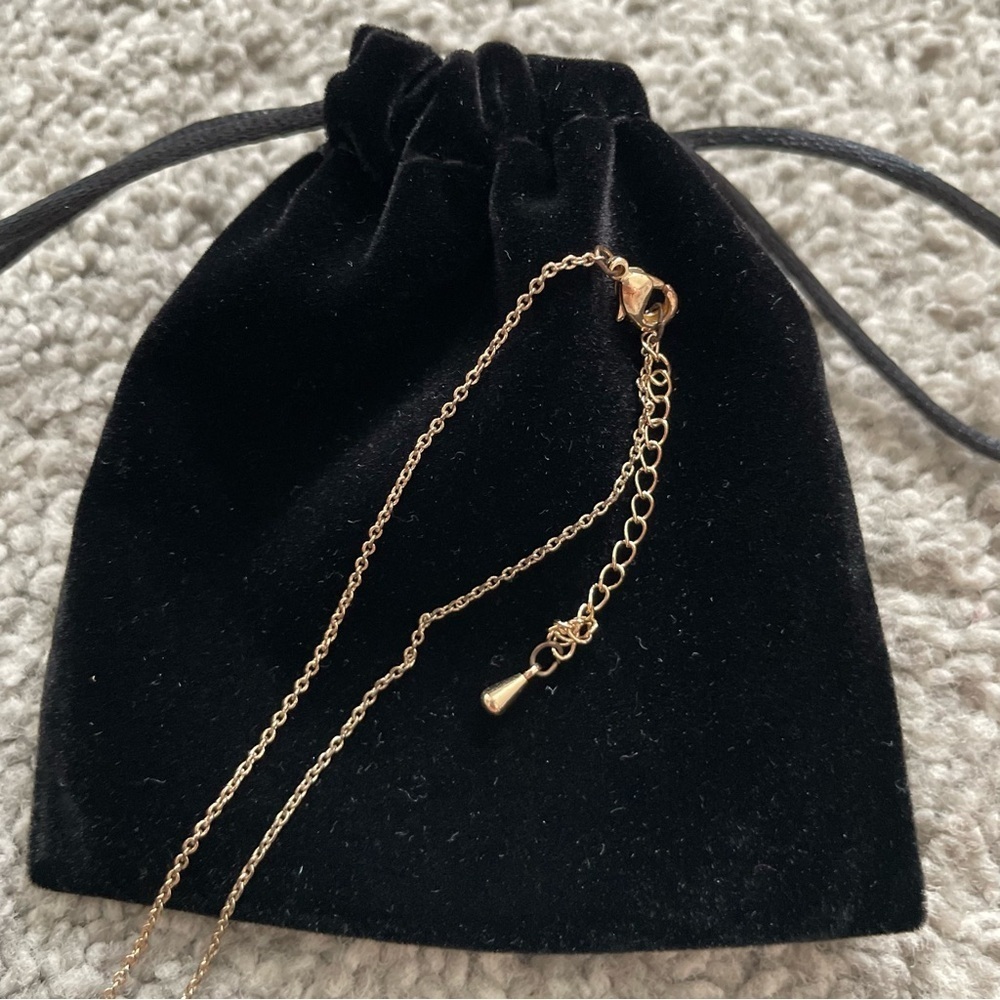 3/$25 Two Heart Gold Necklace - Picture 5 of 5